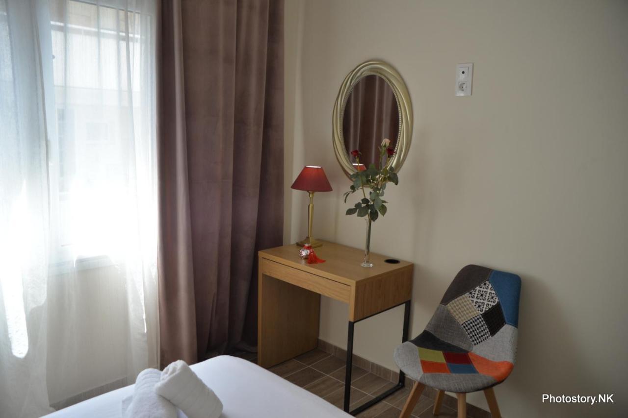 Kynosargous Square'S Apartment Atenas Exterior foto